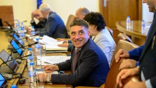 Прогнозата е на правосъдния министър Данаил Кирилов