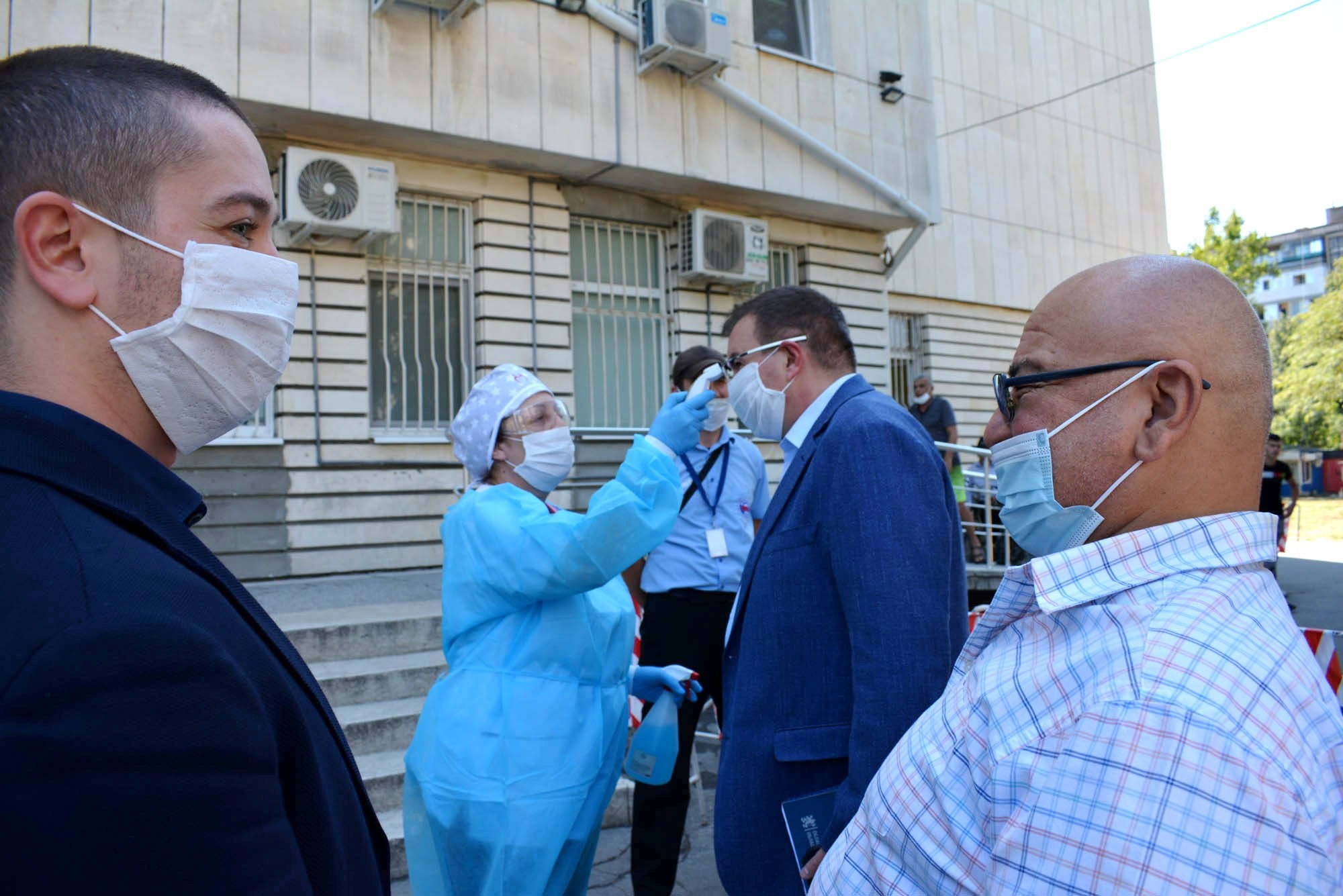 Доц. д-р Кирил Панайотов отправи актуални въпроси за нормативното регулиране капацитета на лечебните заведения към здравния министър