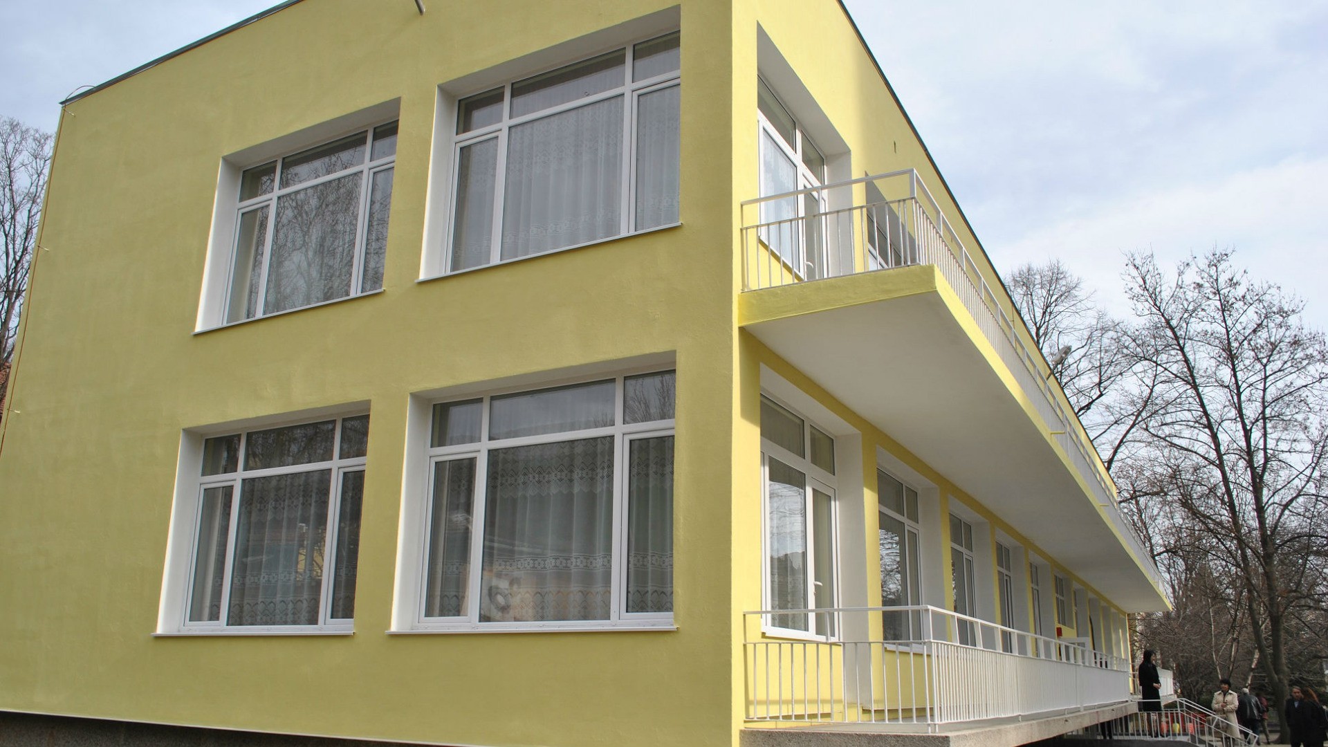 Продължават ремонтните дейности в училищата и детските градини в Община Русе