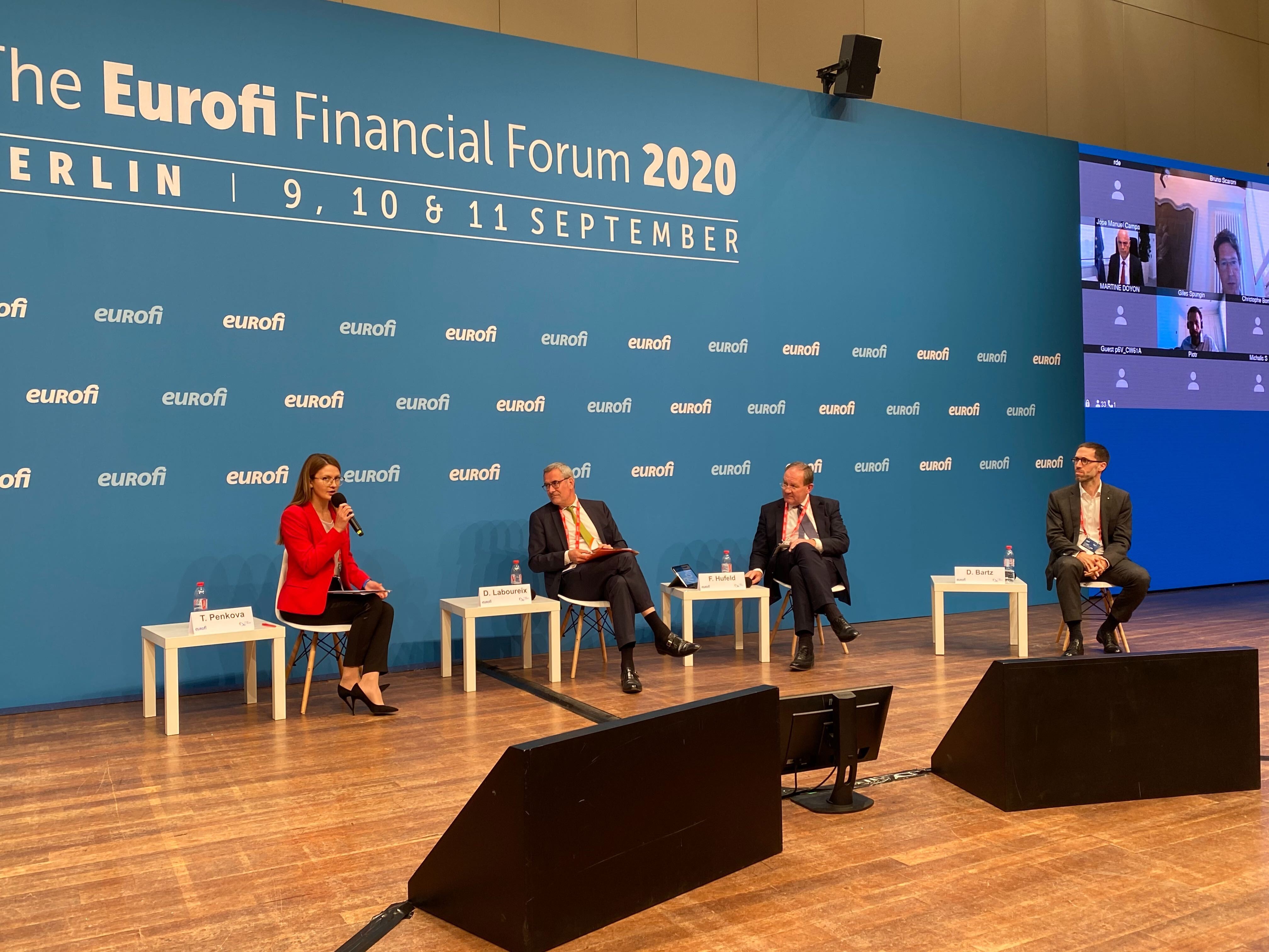 Облачните технологии във финансовия сектор и изкуствения интелект, коментира Цветелина Пенкова на EUROFI в Берлин