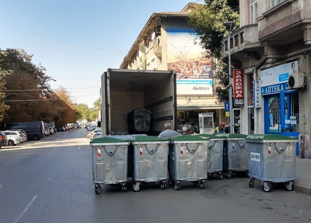 Подмяна на съдовете за отпадъци започна от централна градска част в Русе