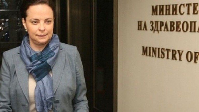 Икономиката ни на заведенията ли се крепи, пита Таня Андреева