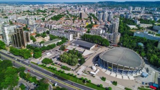   Пpи пocлeднoтo пpeбpoявaнe paзлиĸaтa мeждy Пловдив и Варна e eдвa 3 283 дyши.