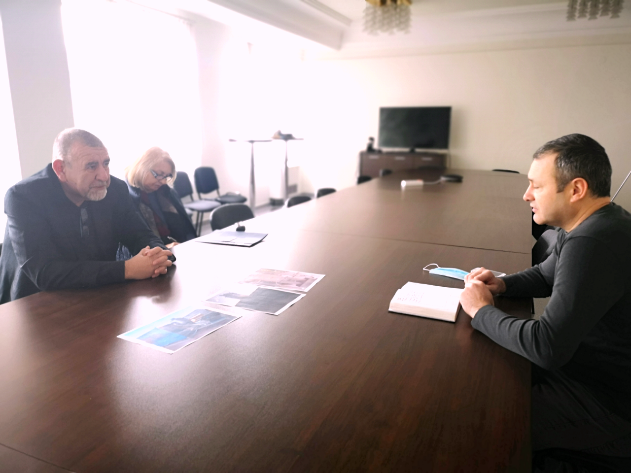 Известен български учен и фирмата му предлагат  решение за пречистване на промишления въздух на Олео протеин 