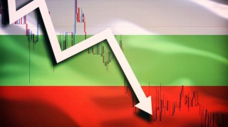 На годишна база средното поевтиняване е с 0.6%, а на месечна - с 0.2%