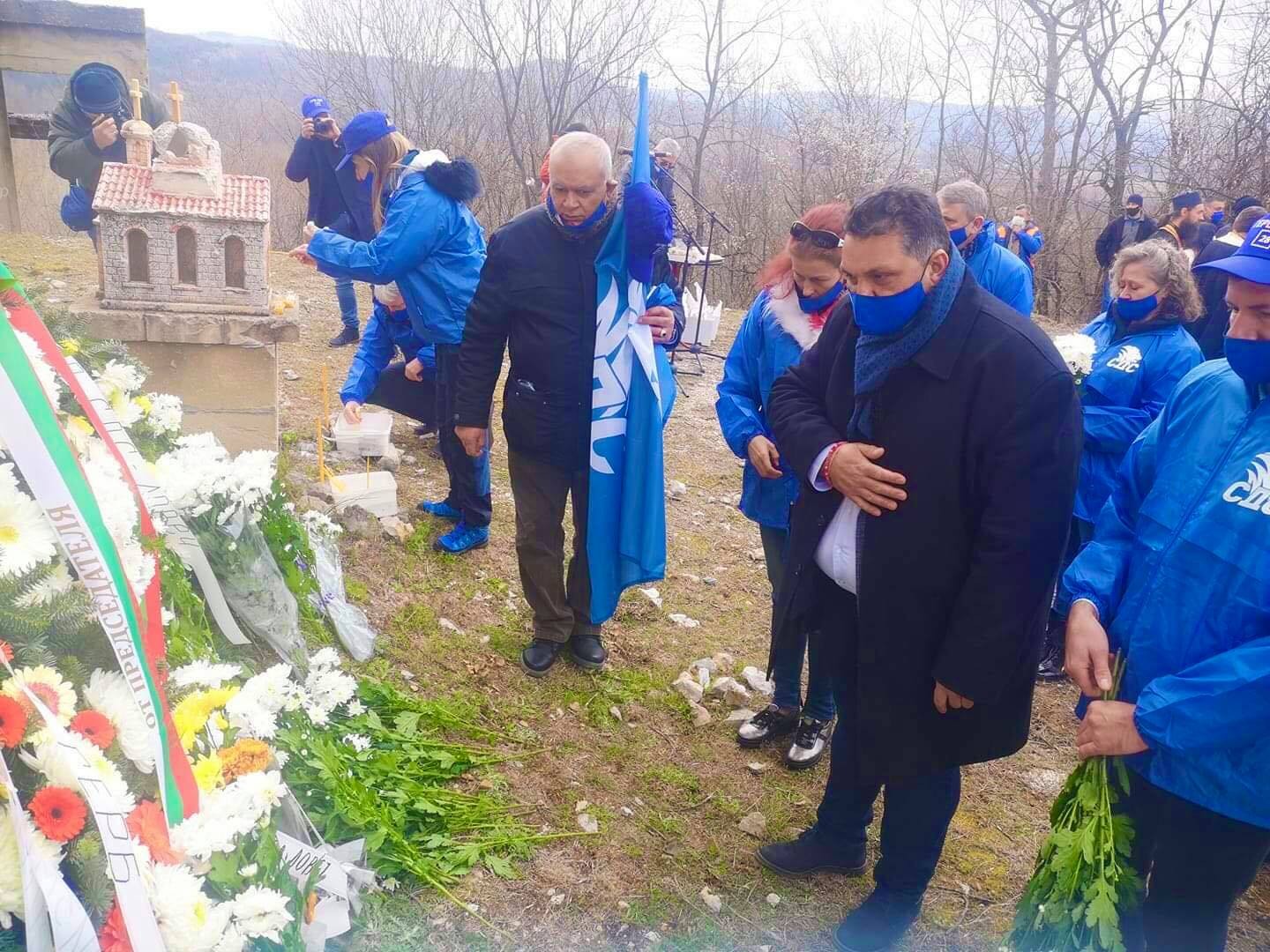 Станимир Станчев и СДС почетоха днес жертвите на комунистическия режим в лагера на смъртта „Слънчев бряг“ край  Ловеч