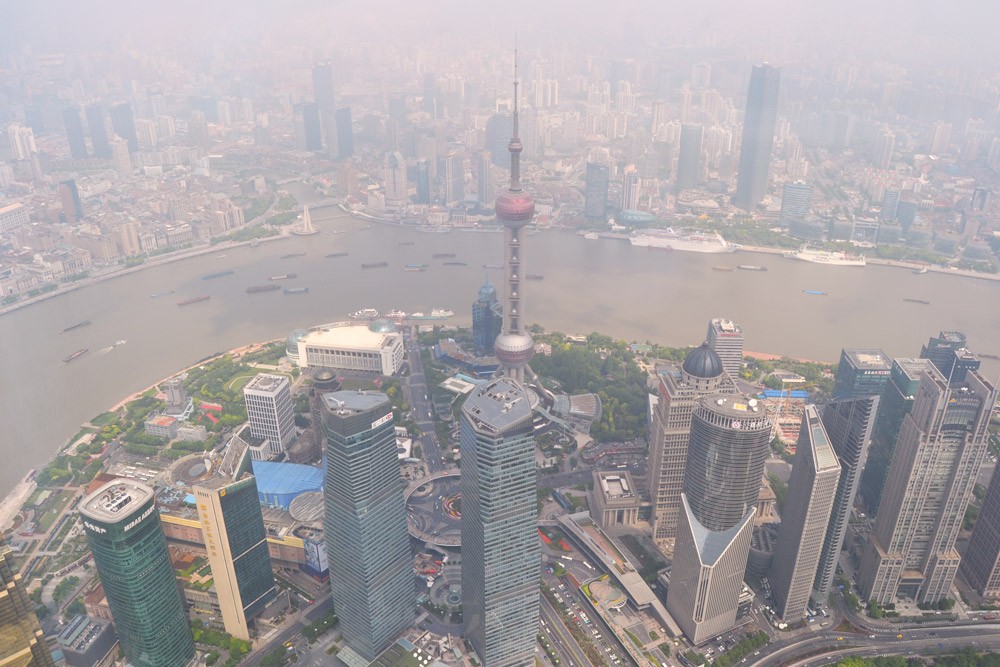 Шанхай измести Хонконг като най-скъпия град за живот в света