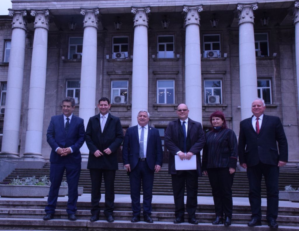 Русенският университет  посрещна посланиците на Словения, Словакия и Кипър