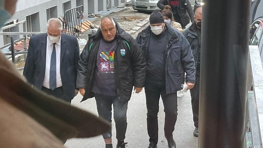 Оперираха Борисов след контузия два дни преди изслушването му в парламента