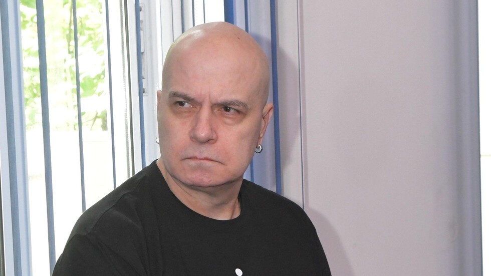 Слави Трифонов: ГЕРБ ги боли, че няма да я има тяхната ЦИК