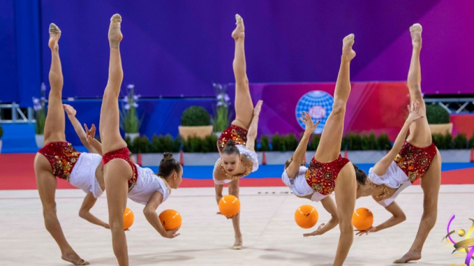 Златни момичета! Ансабълът  ни гимнастички първи в Баку 