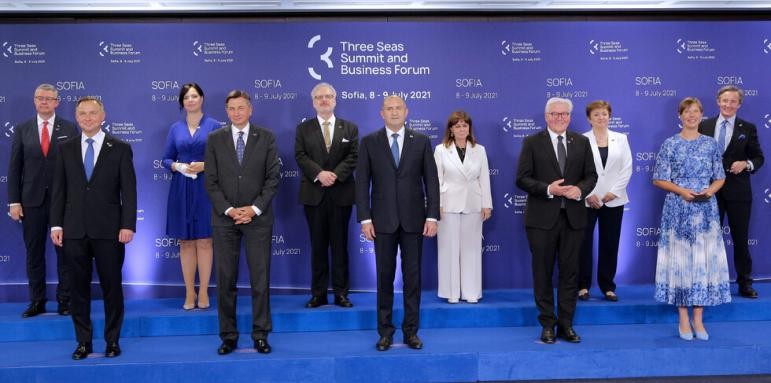 Инициативата Три морета събра в София 11 държави от ЕС
