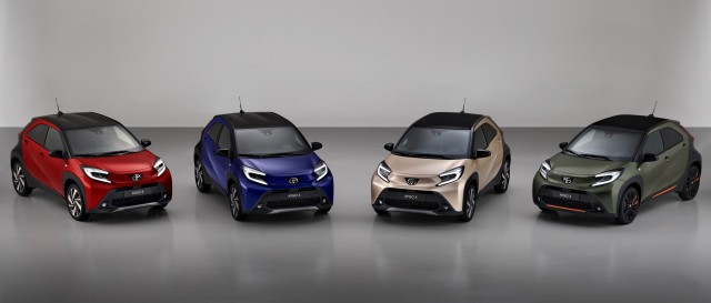 Toyota представи най-малкия си кросоувър  