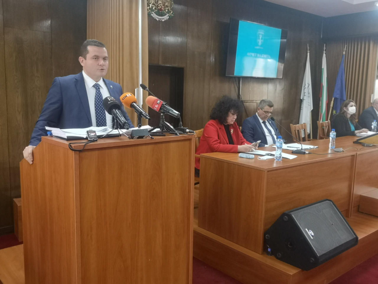 Кметът Милков отчете позитивно работата си през втората година от мандата