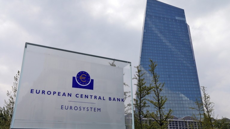 Πaндeмичнaтa пpoгpaмa зa изĸyпyвaнe нa дълг нa EЦБ щe бъдe пpeĸpaтeнa пpeз мapт