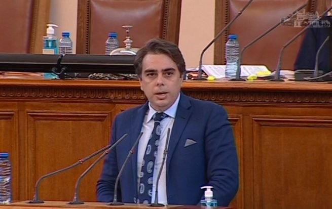 Асен Василев: Бюджет 2022 г. се изпълнява с по-малко дълг, отколкото предходните