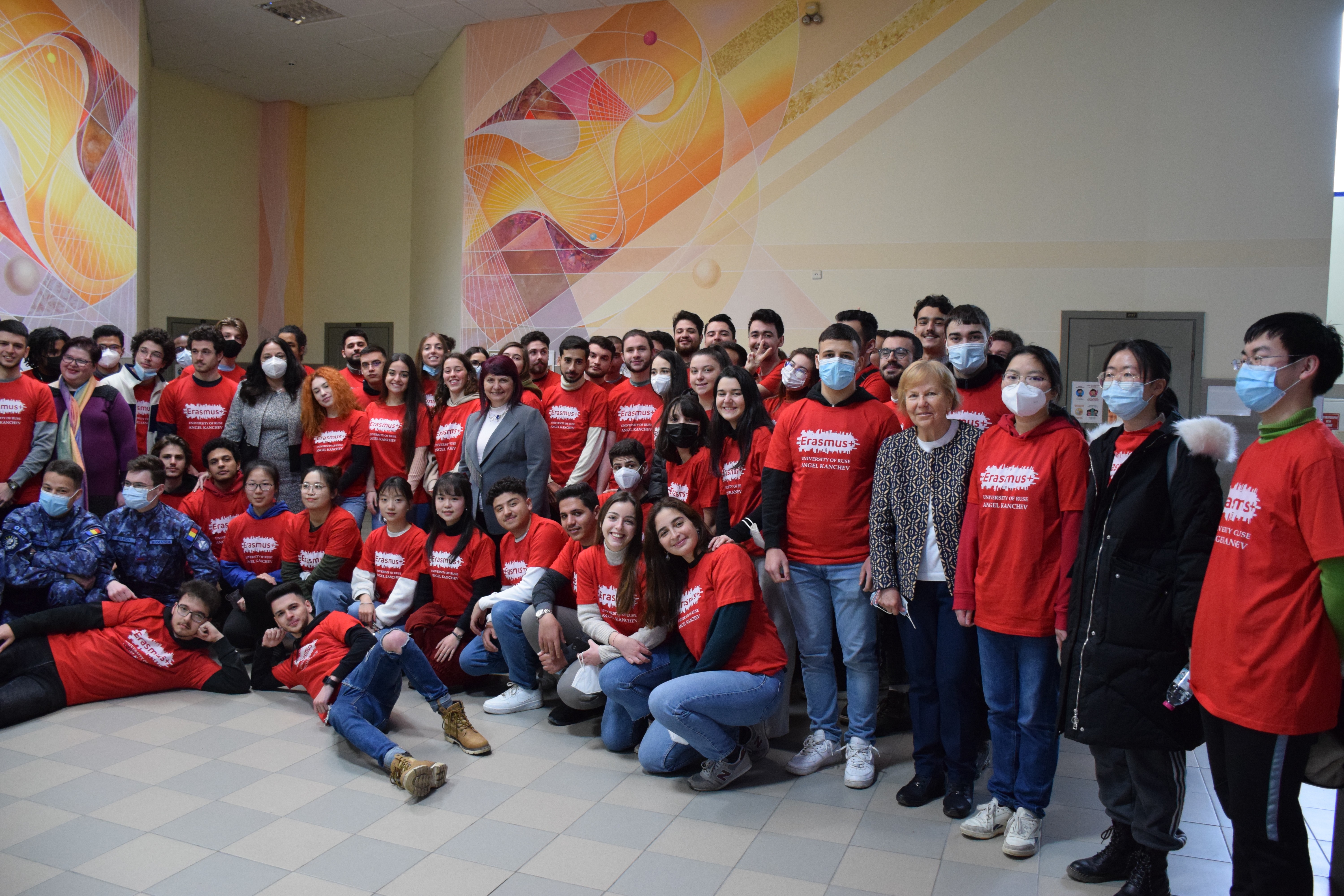 Русенският университет посрещна 90 студенти  по програма Еразъм+