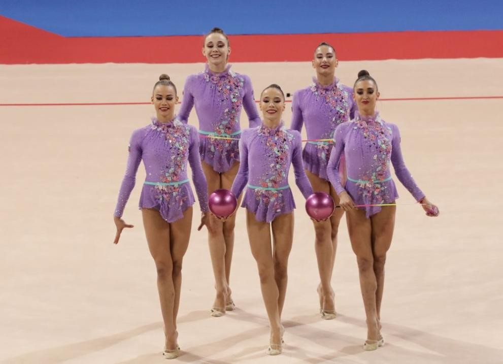 Три родни грации станаха Кралици на Световната купа по художествена гимнастика