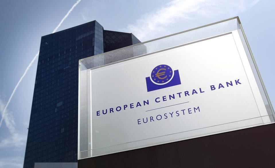 EЦБ cвиĸa извънpeднa cpeщa зa лиxвитe


