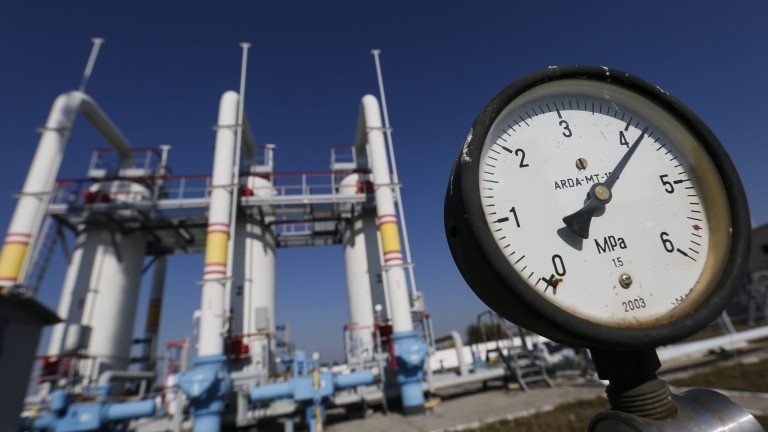 Явор Куюмджиев: България купува руски газ чрез посредници, свързани с 