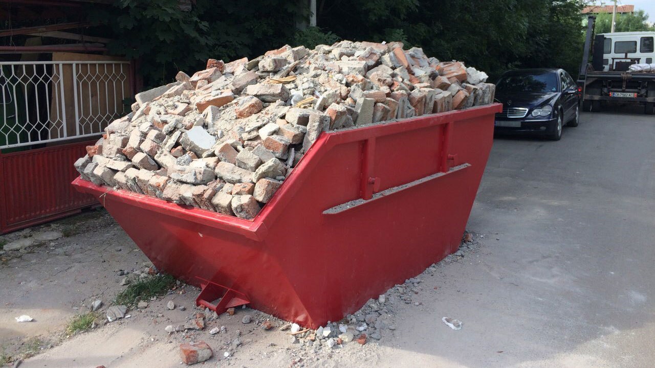 В Русе стартира кампания за безплатно извозване на строителни отпадъци от домакинствата. Къде ще бъдат поставени контейнерите?
