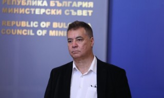 Румен Спецов е освободен  по съображения, свързани с неизпълнение на задължения 