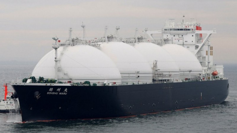 Служебният кабинет реши да купи втечнения газ само от един от седемте кораба