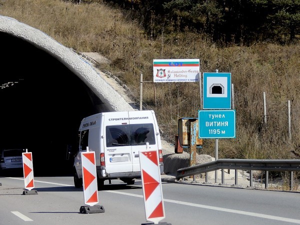 Регионалното министерство планира пускането на два тунела на ,,Хемус,, до края на месеца