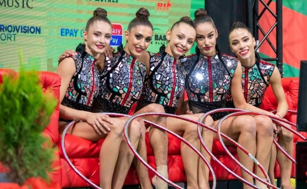  Ансамбълът на България спечели световната титла
