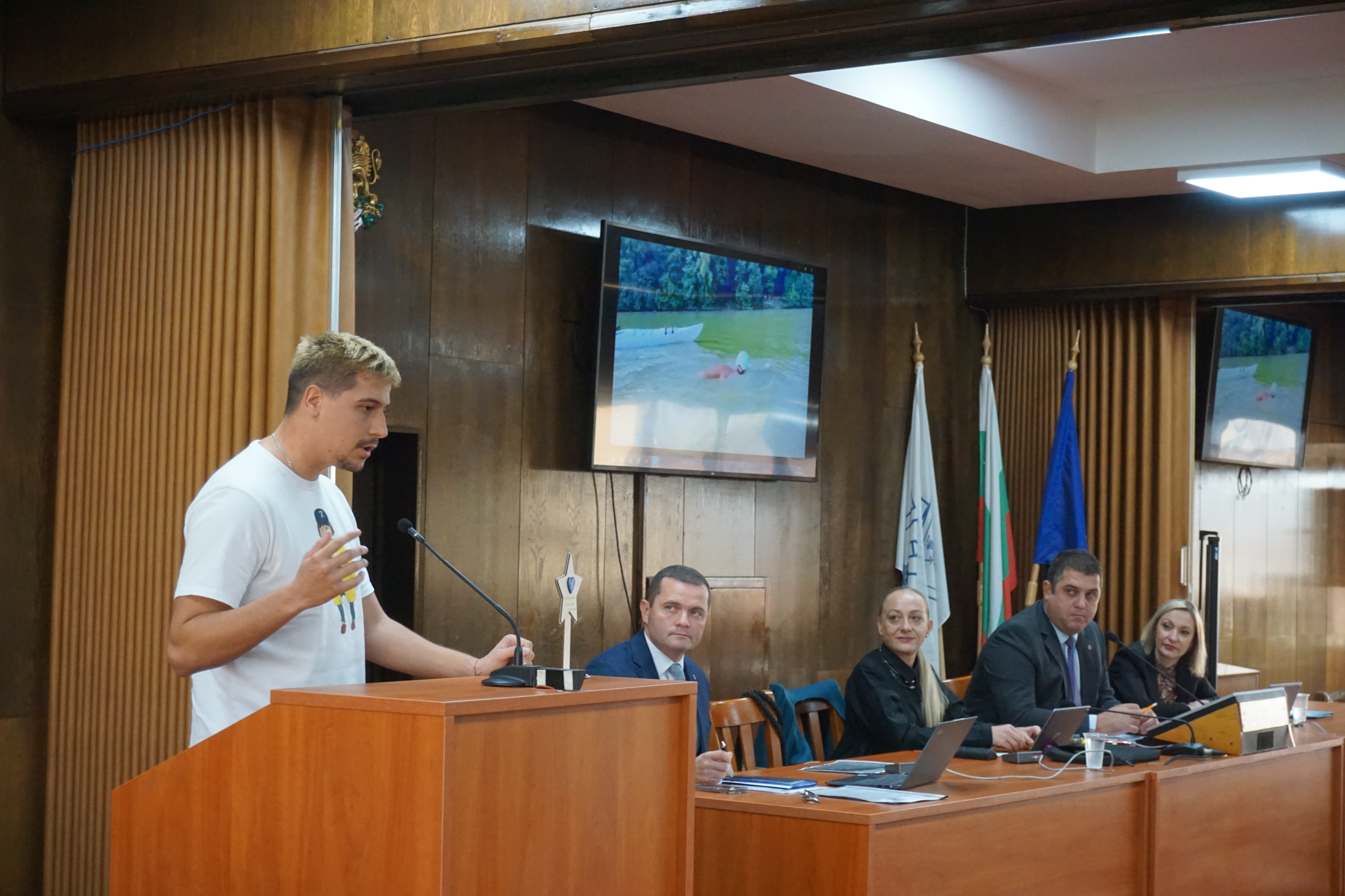 Теодор Цветков благодари на Общински съвет – Русе за подкрепата по време на събитието 71 часа непрекъснато плуване
