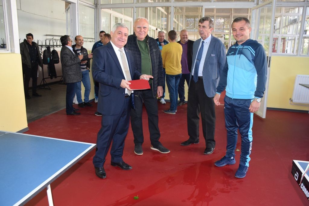 Откриха обновените тенис зали в Русенския университет
