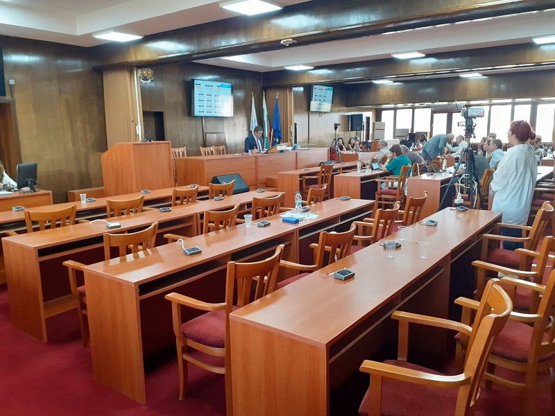 Старейшините от СДС искат предсрочно прекратяване правомощията на  Председателя на Общински съвет -Русе  Иво  Пазарджиев