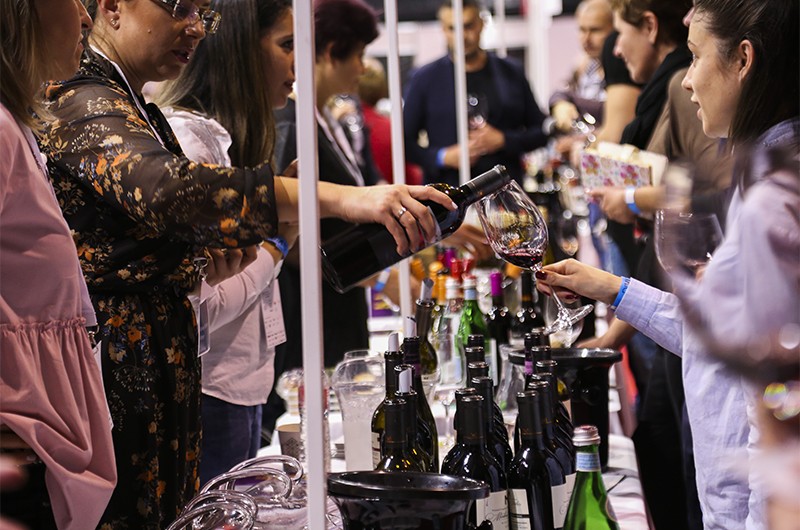 Две русенски винарни на Форума на българското вино Di Vino 22 в София 