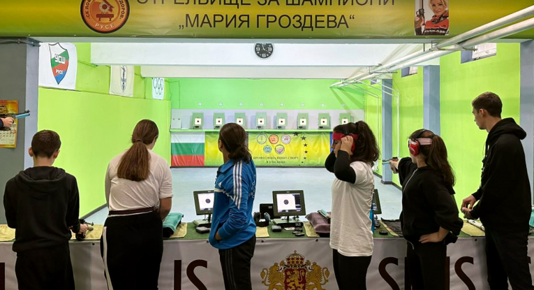 Стрелците на „Локомотив“ с осем медала от Държавния турнир „Купа Русе“ 