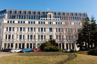 Надзорният съвет на Българската банка за развитие ще възложи да се направи проверка по събирането на кредитите в последната една година - най-вече на проблемните големи кредити 