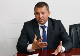 Мярката за увеличаване на МРЗ не е антиинфлационна, тя е проинфлационна”, смята Иванов