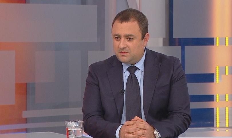 Депутатът Иван Иванов БСП отговаря на въпроси за ВиК проекта и за пътя Русе- В. Търново