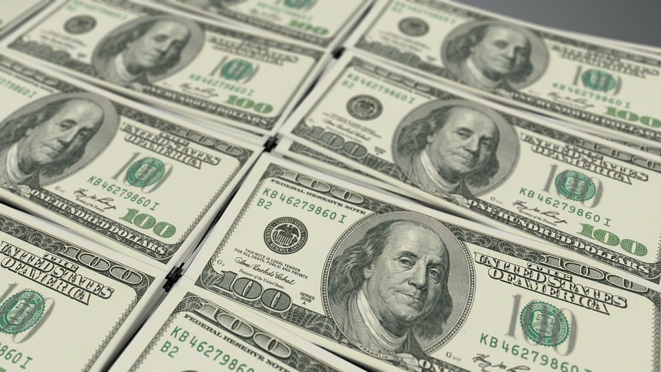 Щатският долар вероятно ще остане силен през 2023 г., въпреки страховете за икономиката