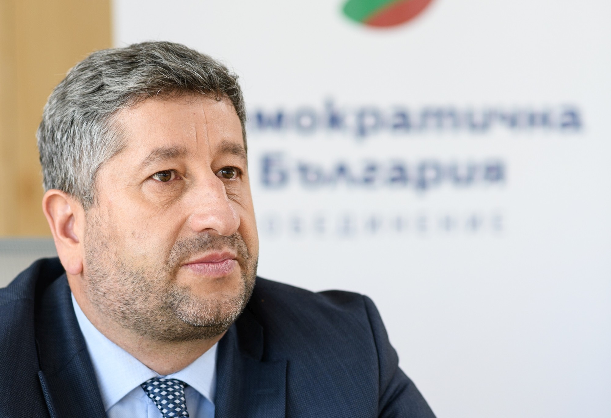 НС на „Да, България” възложи на ръководството си да работи за общо явяване с „Продължаваме промяната” на изборите през 2023 г. 