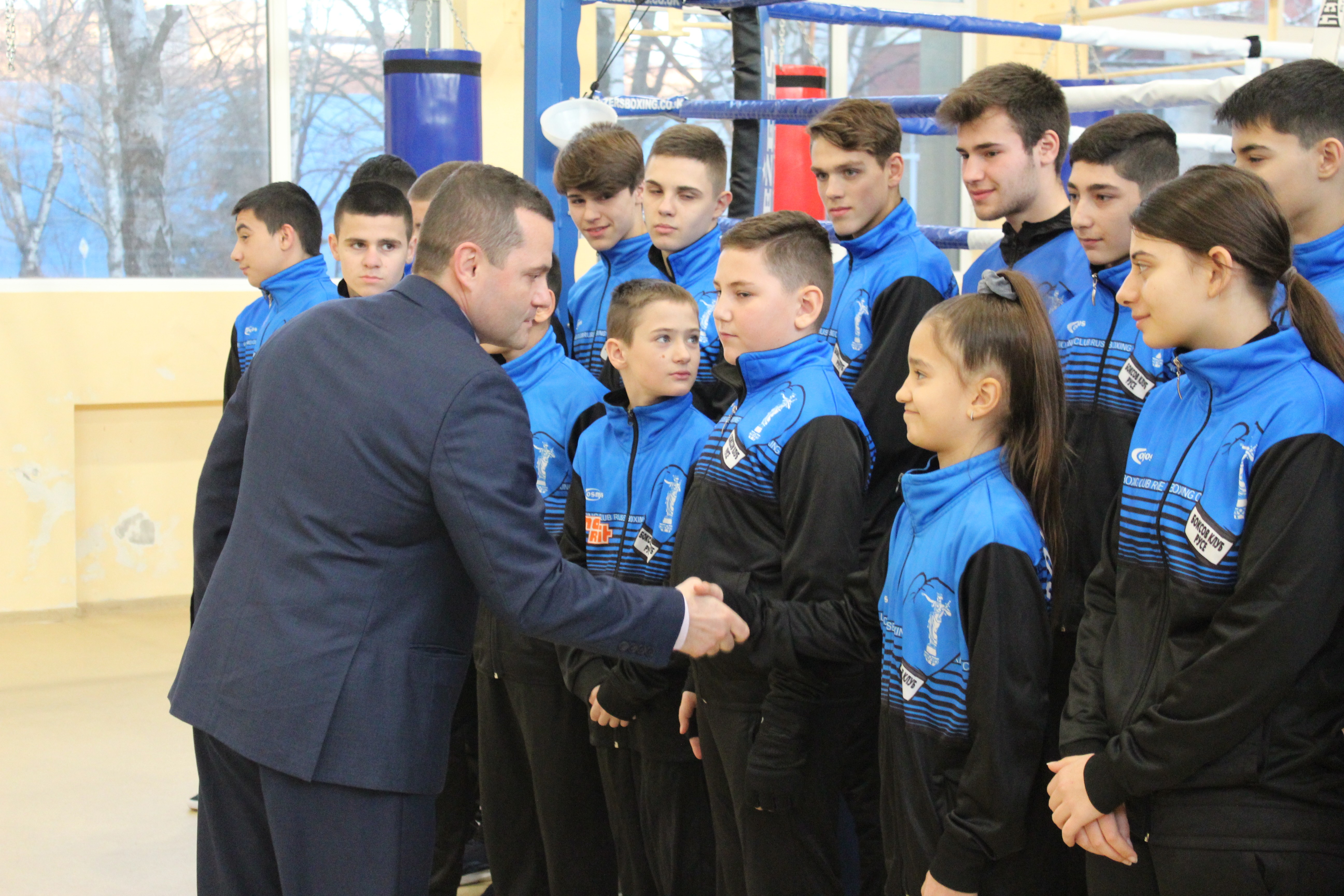 Боксов клуб „Русе“ награди кмета Пенчо Милков за общинската подкрепа през 2022 г.
