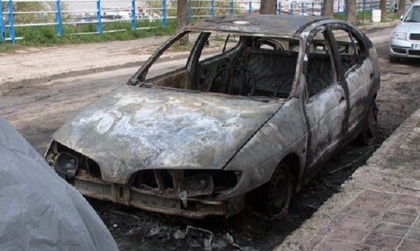 7 коли горяха на паркинг в Русе