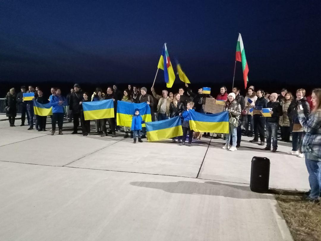 Шествие „Не на руския терор! България е с Украйна!“ се проведе снощи в Русе
