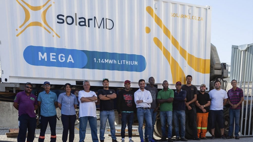 Южноафриканската Solar MD открива фабрика за батерии в Русе