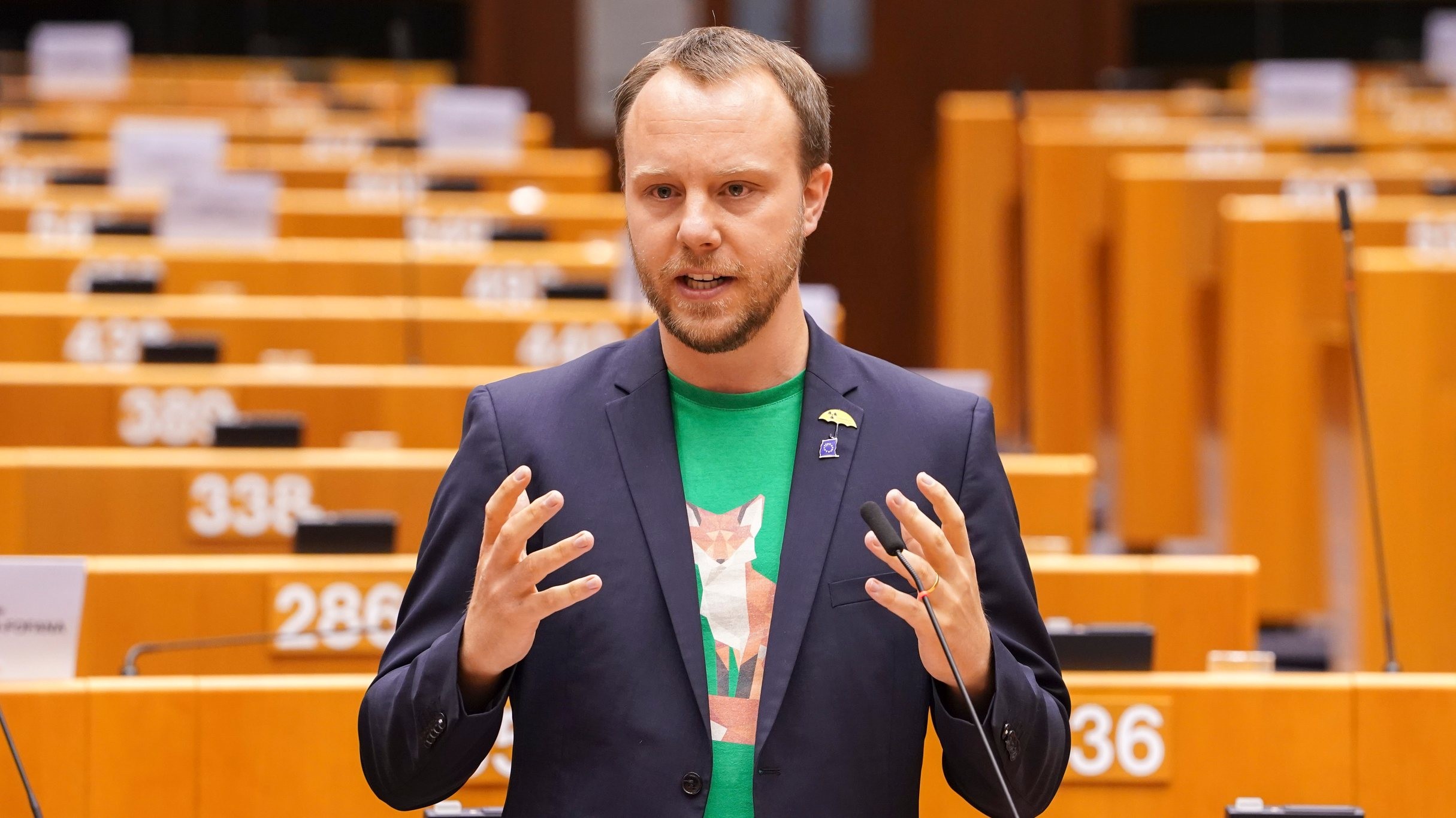Евродепутат иска да спрат пътуванията между Страсбург и Брюксел, свързани с работата на Европейския парламент