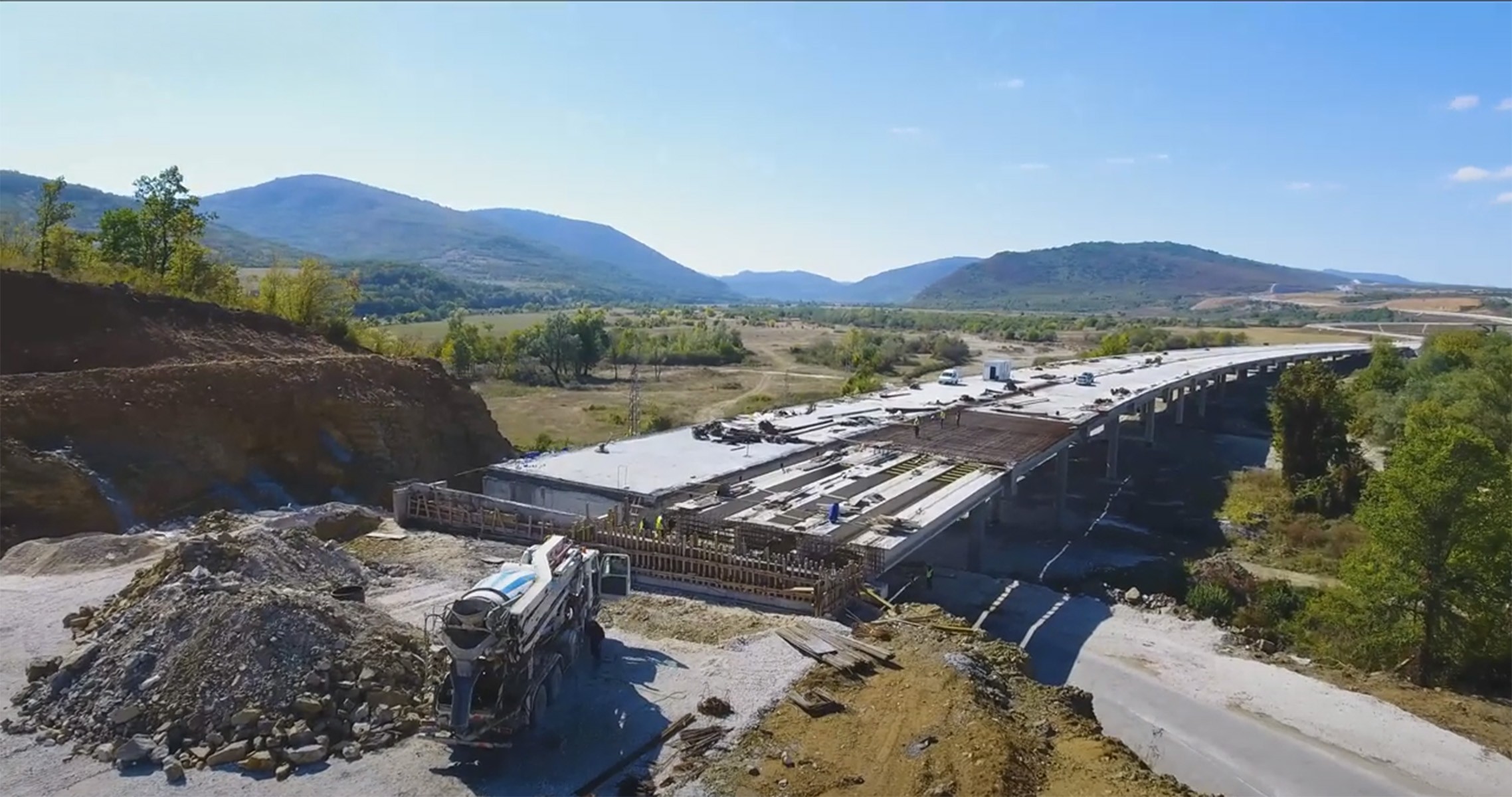 576 млн. лв. са заложени за продължаване на строителството на магистрала „Хемус“ и пътя „Видин-Ботевград“... за Русе- ВТ???