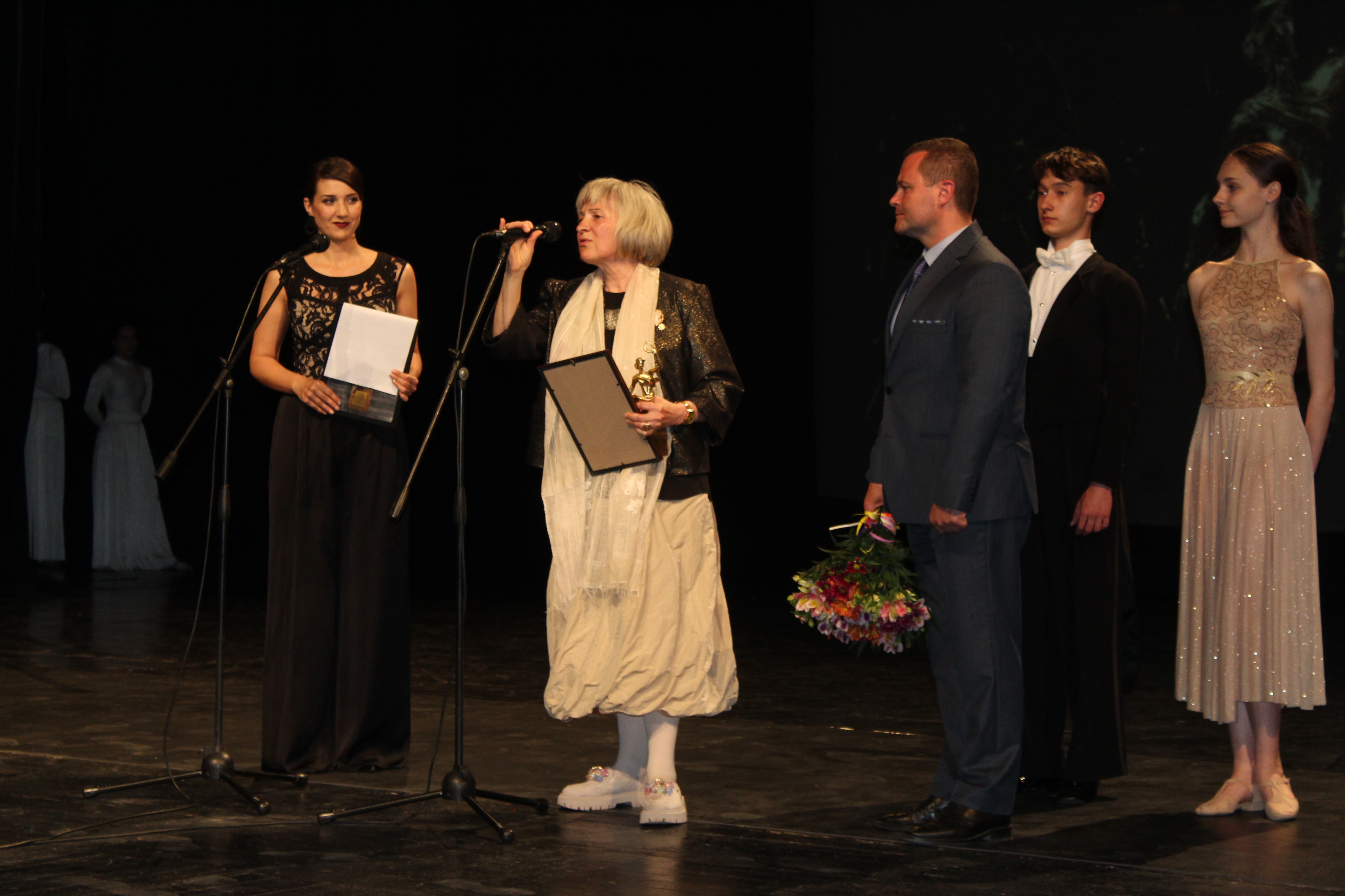 Връчени бяха на тържествена церемония  Награда “Русе“ и “Млад творец“ за 2023 г.