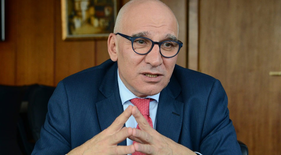 Хампарцумян: Асен Василев може и да не е перфектният финансов министър, но е най-напористият