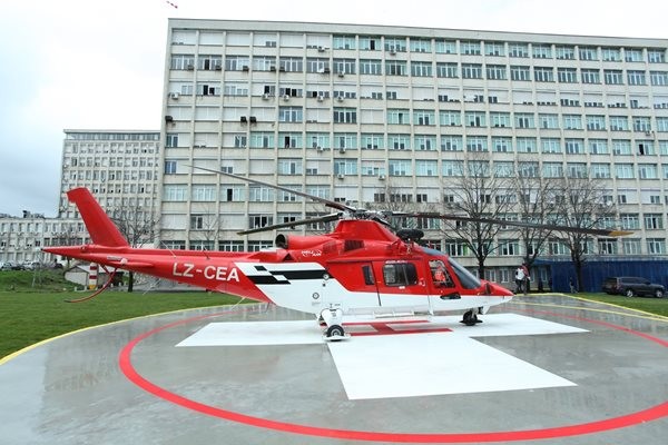 Медицински хеликоптер ще спасява русенци от площадща в Търговище