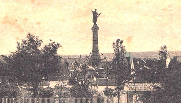 Паметникът на Свободата в Русе отбелязва днес своята 114-та годишнина
