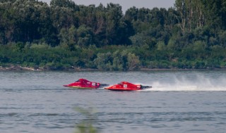 За първи път в България клубът по водомоторен спорт Ряхово участва с 3 лодки в европейския клас GT 15